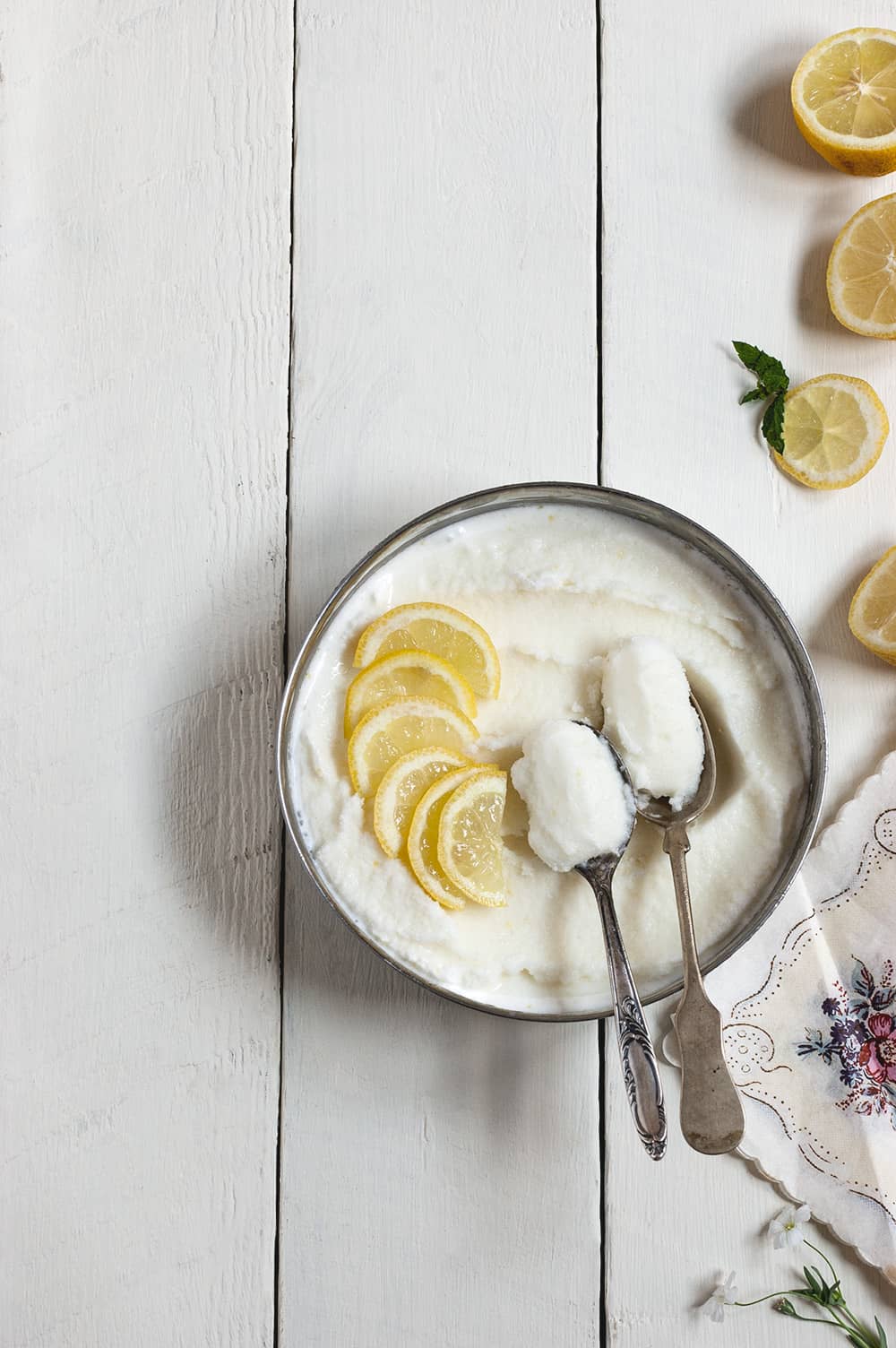 Receta de helado de limón con leche