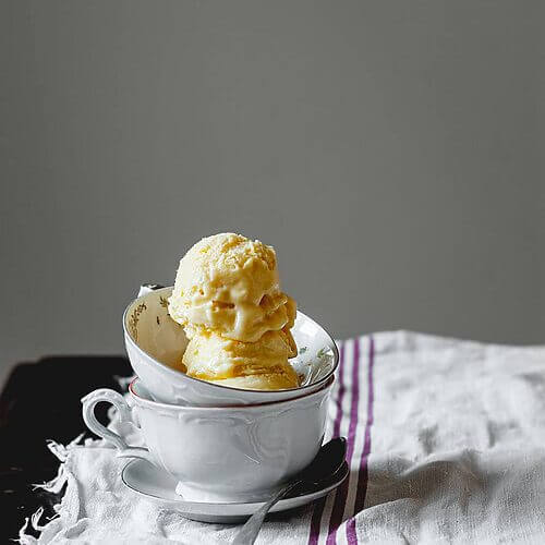 Cómo hacer helado de mango y yogur