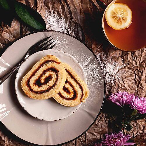 Brazo de gitano casero con mermelada