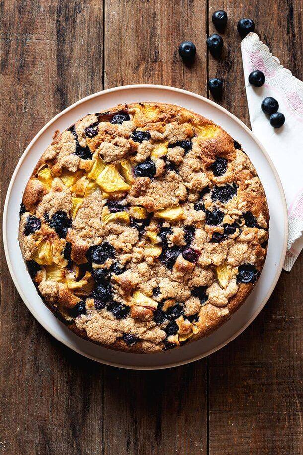 Coffee cake de arándanos y melocotón